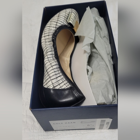 Cole Haan ladies ballet flats 8.5 - Picture 4 of 5